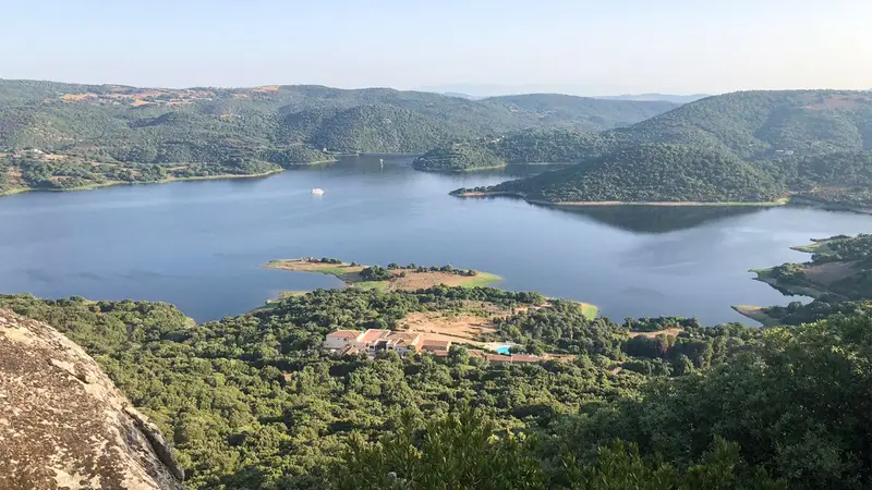 Hotelvalkarana Gallura Lago 08